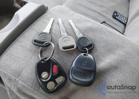 2003 Buick Lesabre Custom z USA, uszkodzony, nr VIN 1G4HP52K834105257